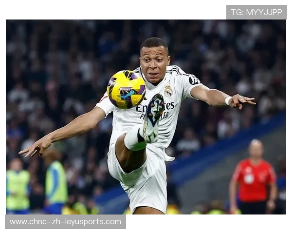 姆巴佩单刀冷静推进,法国狂掀边路冲击波