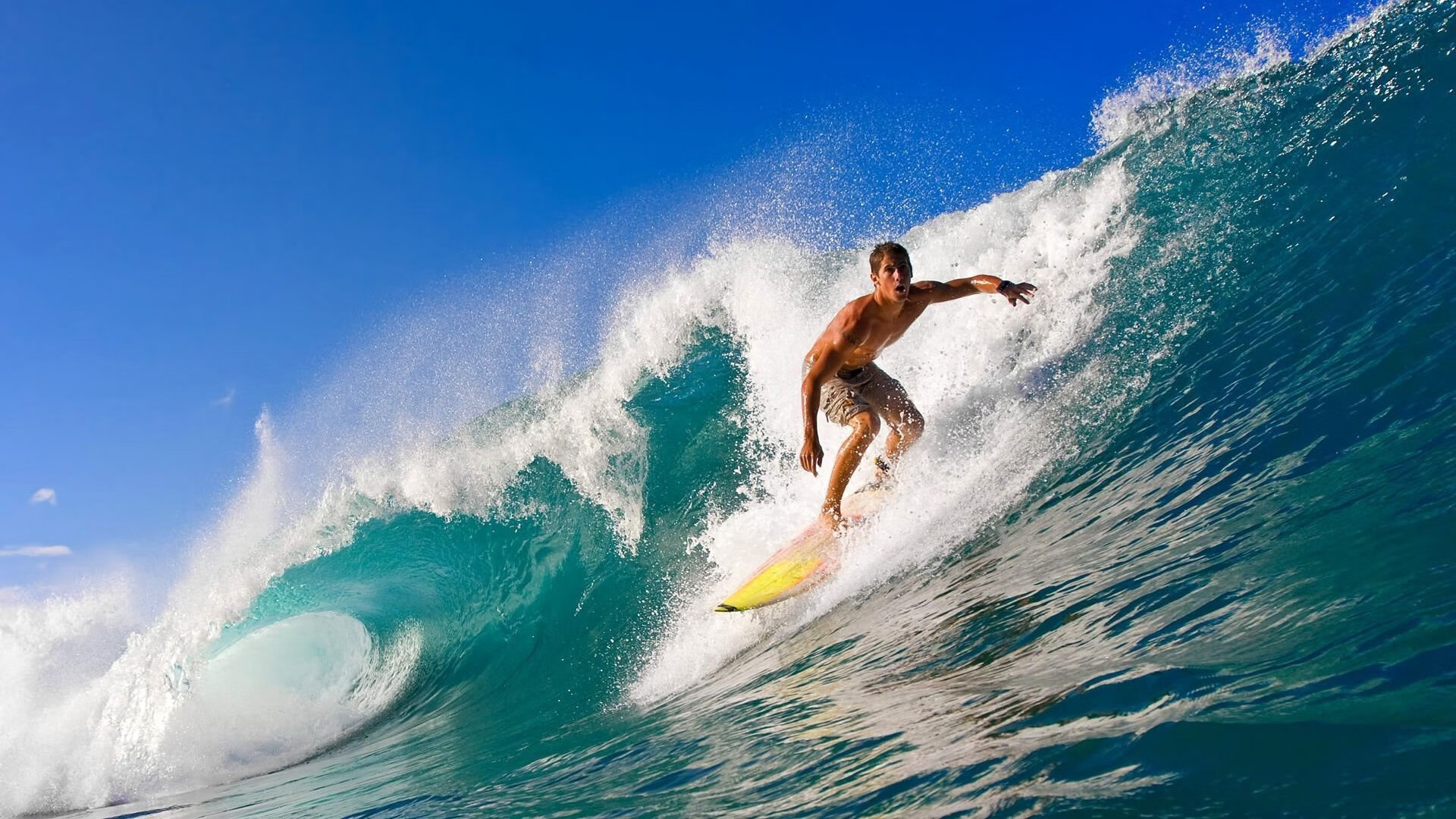 PSG战术反复调整难以找到突破口